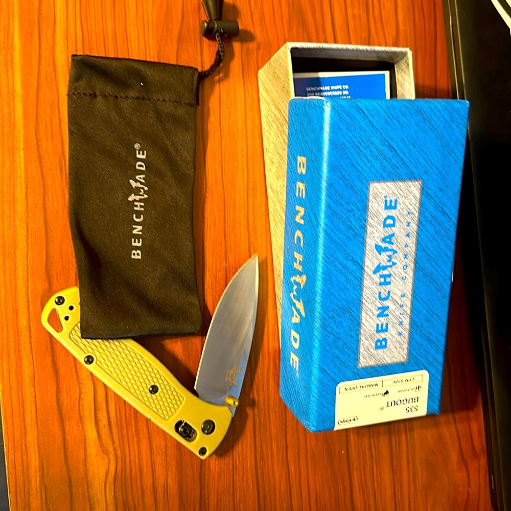 BENCHMADE 535 BUGOUT KNIFE. *NEW*